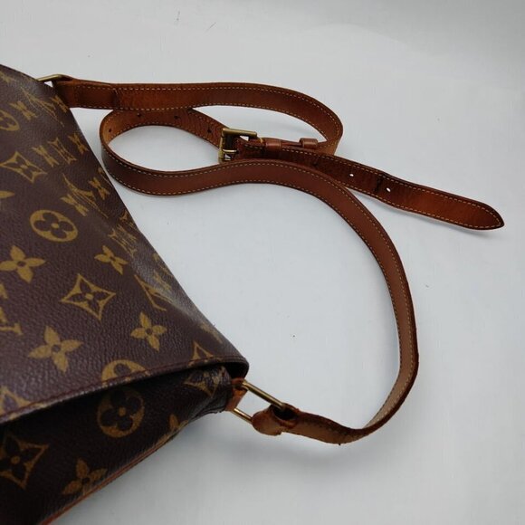 100% Authentic Louis Vuitton Musette Brown Monogram Shoulder Bag - Picture 4 of 9